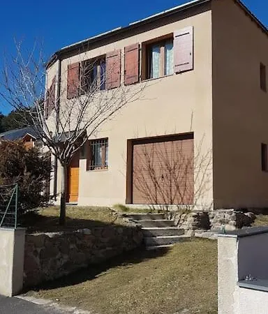 3 Faces Ideal Famille Chalet *